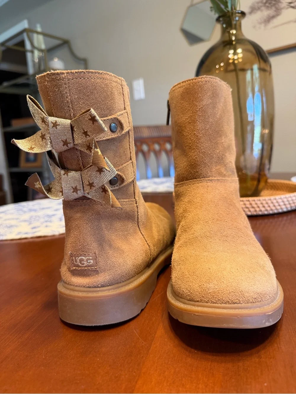 UGG Kids Chestnut Suede Star-Bow Boots